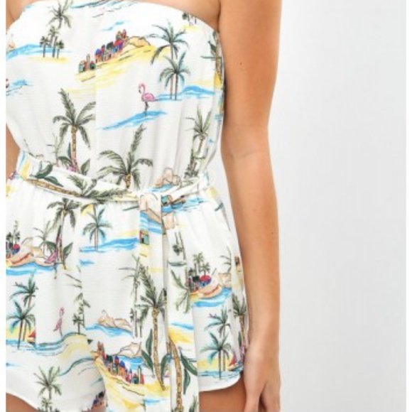 New Forever 21 romper - Picture 2 of 6